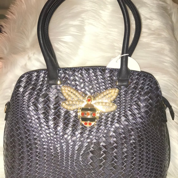 Large Handbag - Picture 3 of 3